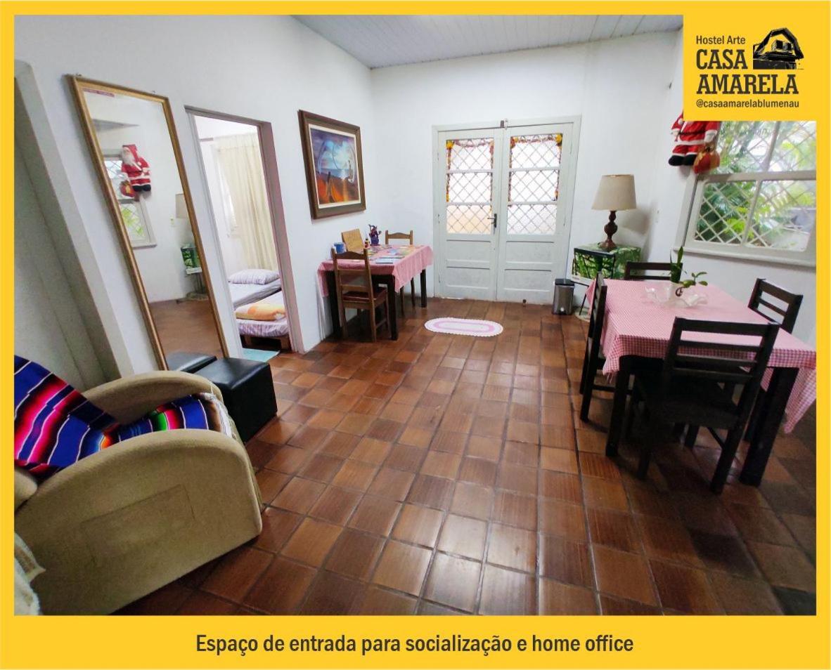 Casa Amarela Blumenau Hospedagem Alternativa Vandrehjem Eksteriør billede