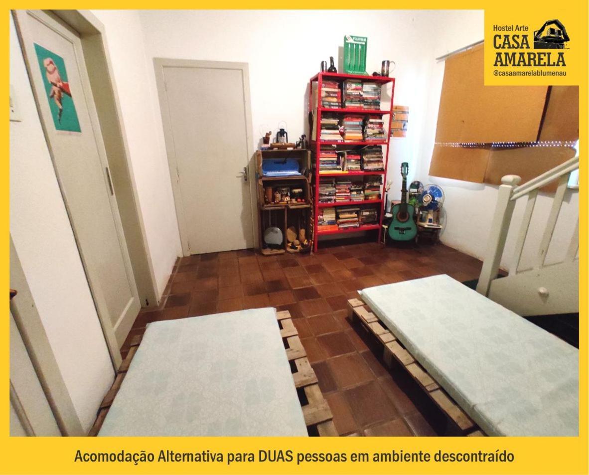 Casa Amarela Blumenau Hospedagem Alternativa Vandrehjem Eksteriør billede