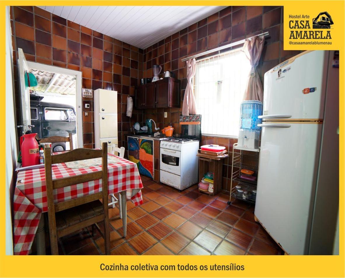 Casa Amarela Blumenau Hospedagem Alternativa Vandrehjem Eksteriør billede