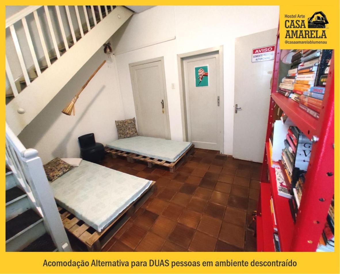 Casa Amarela Blumenau Hospedagem Alternativa Vandrehjem Eksteriør billede